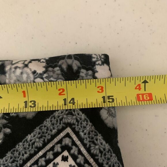 Studio 253 patterned skirt - Picture 7 of 8